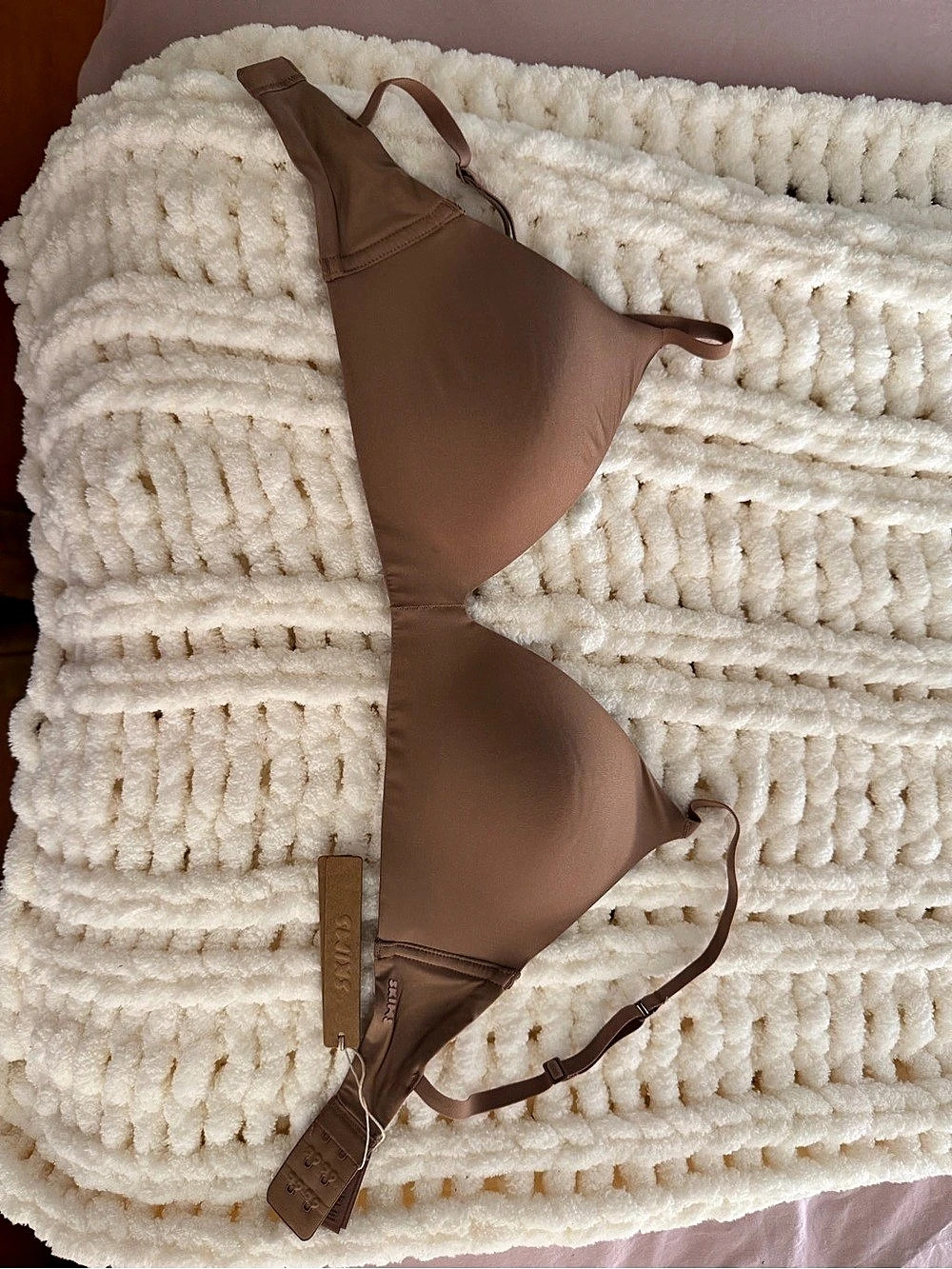 SKIMS Fits Everybody Demi Bra Mocha Size 32B NWT